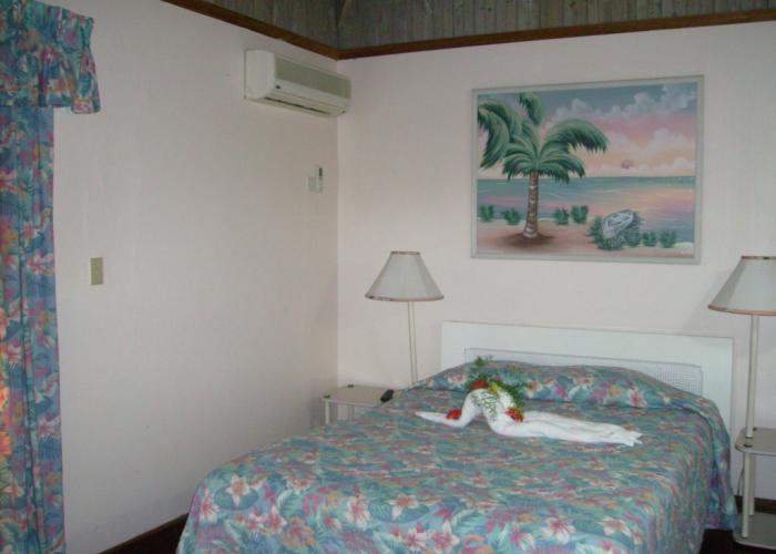 Shields Negril Villas