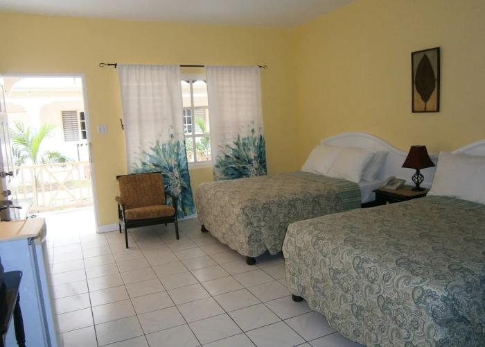 Coral Seas Beach Resort