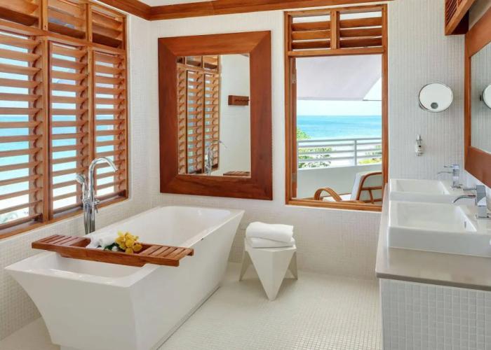Couples Swept Away All Inclusive