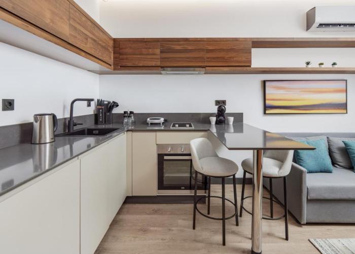 Bayview Hills Luxury Residences