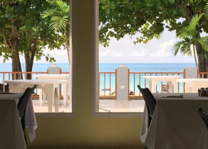 Coral Seas Beach Resort