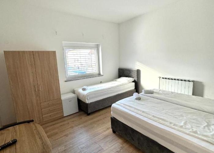 L&L rooms