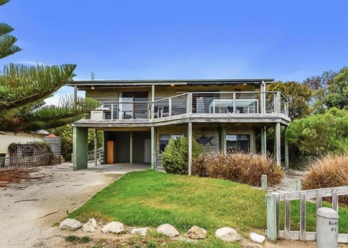 LONGUSTINE - Pet Friendly