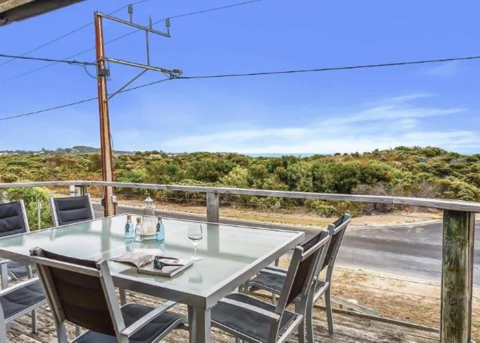 LONGUSTINE - Pet Friendly