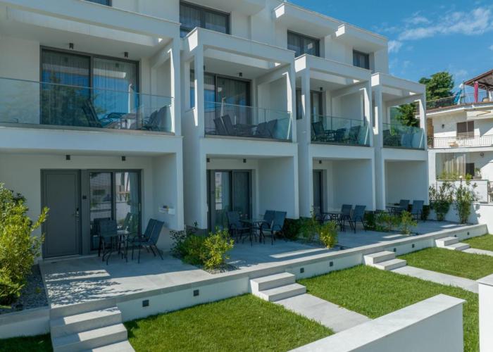 MERA APARTMENTS