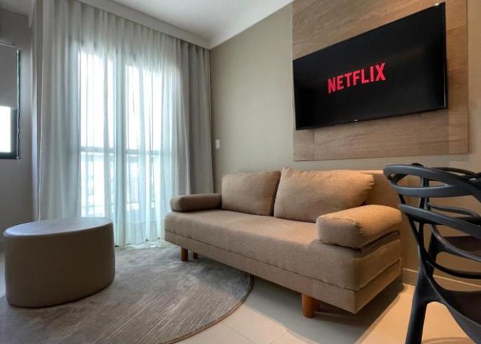 Flat PRAIA Home Experience Dante Michelini