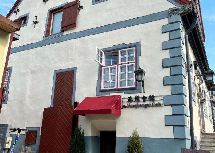 Old Town Apartment