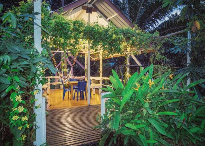 Timba Garden FREE TOWN AND JETTY TRANSPORT