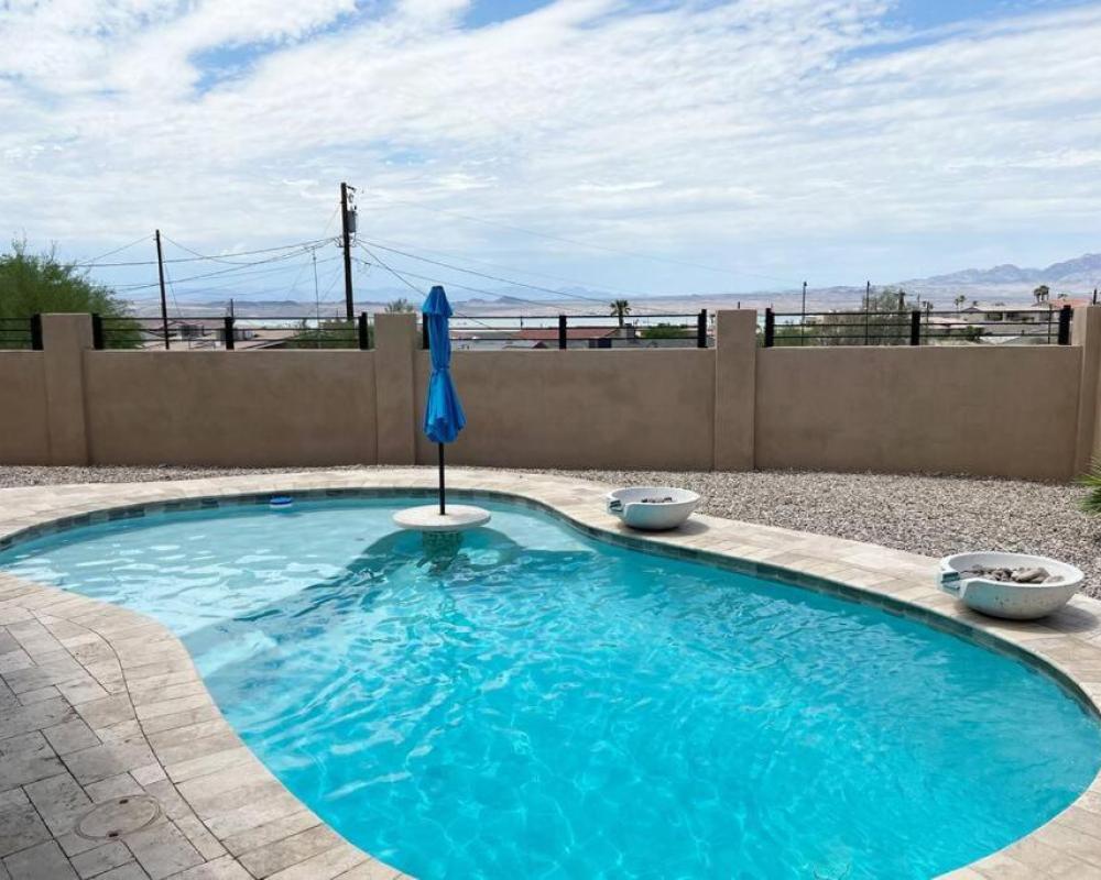 Havasu Retreat! Pool, Spa, Gym & View