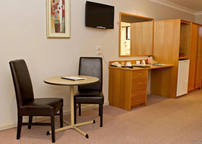 Hilltops Retreat Motor Inn