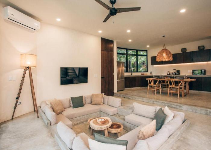 Luxury Jungle Villa-Pvt Pool -100mbs- Concierge 8A