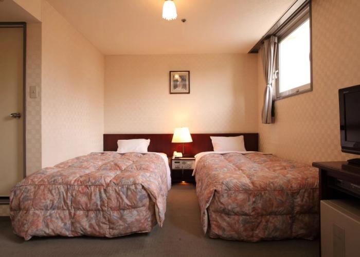 Nagoya Crown Hotel