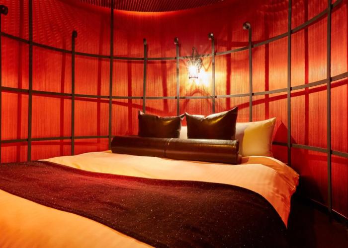 Hotel Love