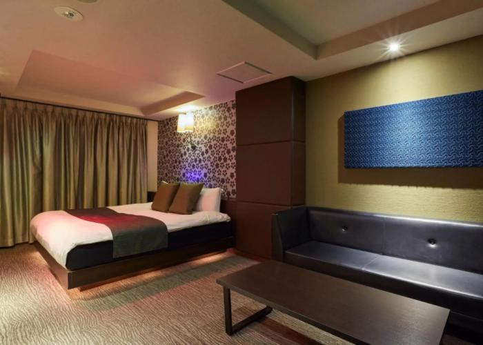 Hotel Love