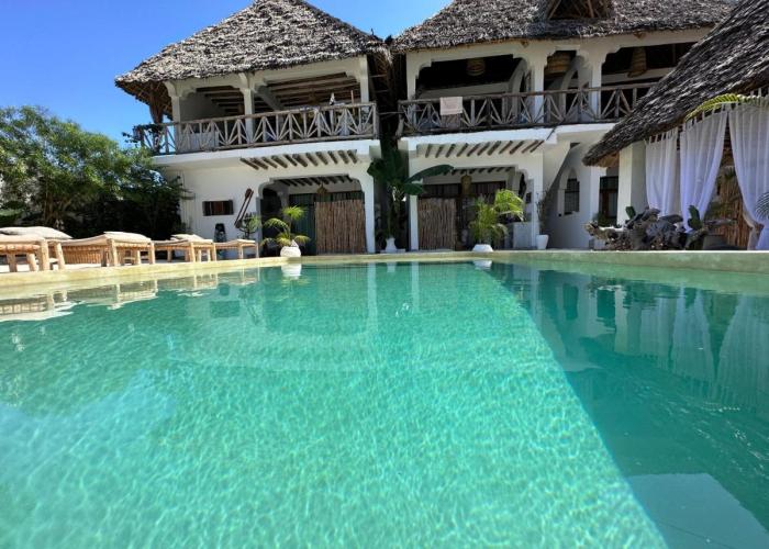 Olamanga Villa
