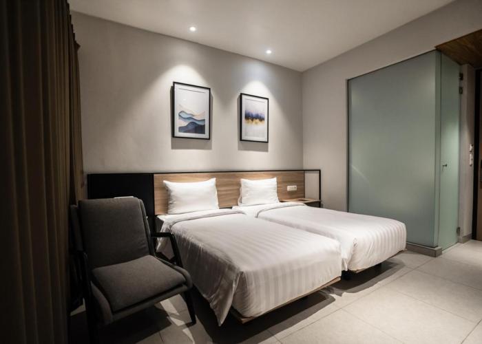 CONJIOO HOTEL at JAKARTA AIRPORT