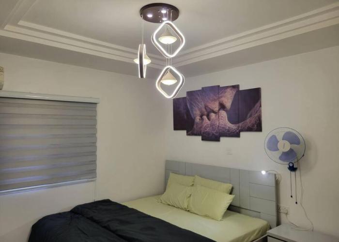 Lovely 2-Bedroom rental unit with amenities.