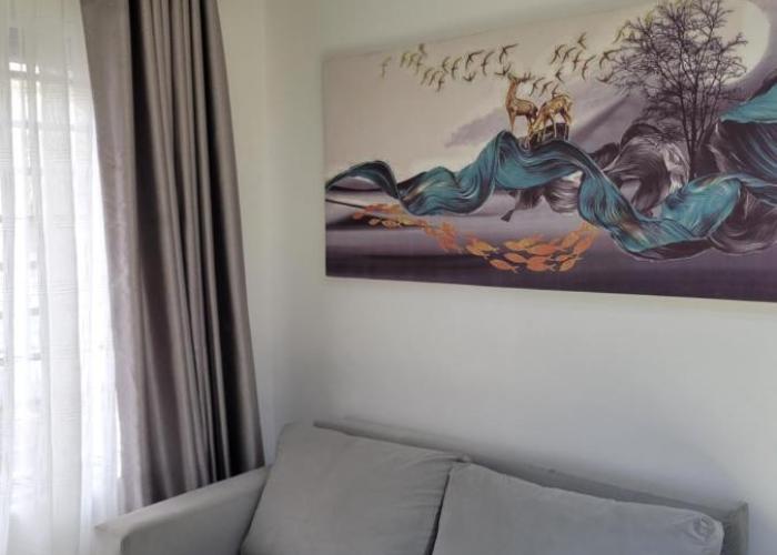 Lovely 2-Bedroom rental unit with amenities.