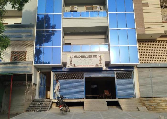 Motel 525 near Agha khan and Liaqat Hospital
