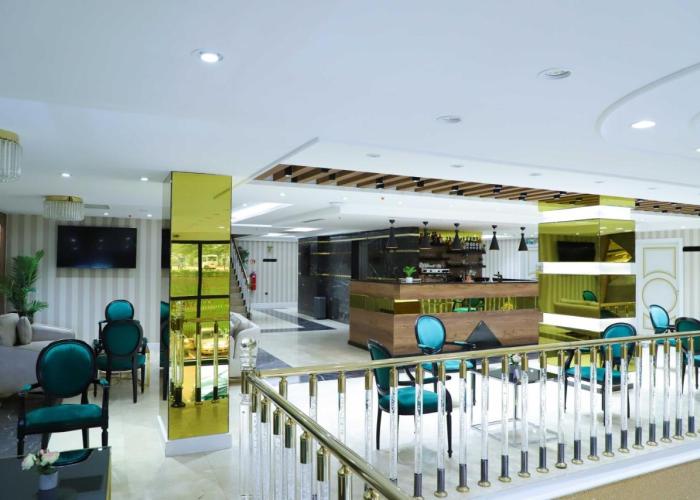 UNITED HOTEL INTERNATIONAL