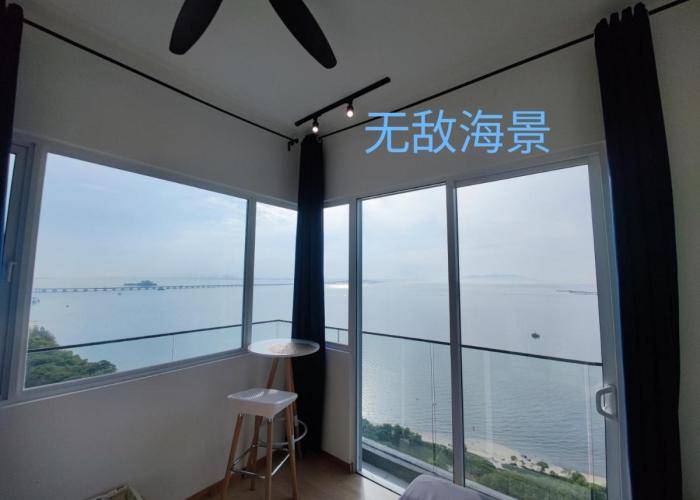 Infinite Seaview with Penang Bridge Suite with Sunrise up to 11 person