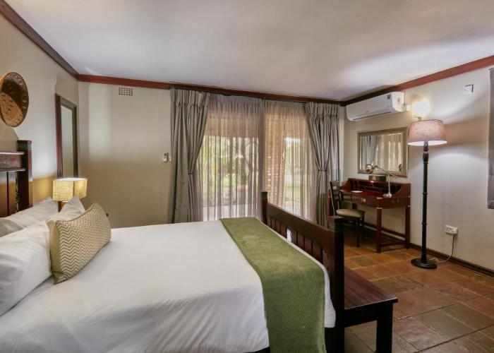 Manong Game Lodge