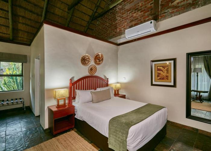 Manong Game Lodge