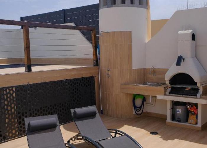 EL ÁTICO DE TERESA con PISCINA PRIVADA CLIMATIZADA a 250m playa
