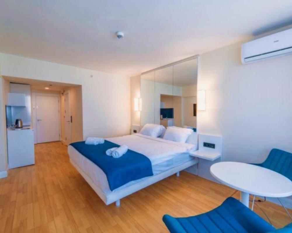 фото Come a Lot Aparthotel Batumi