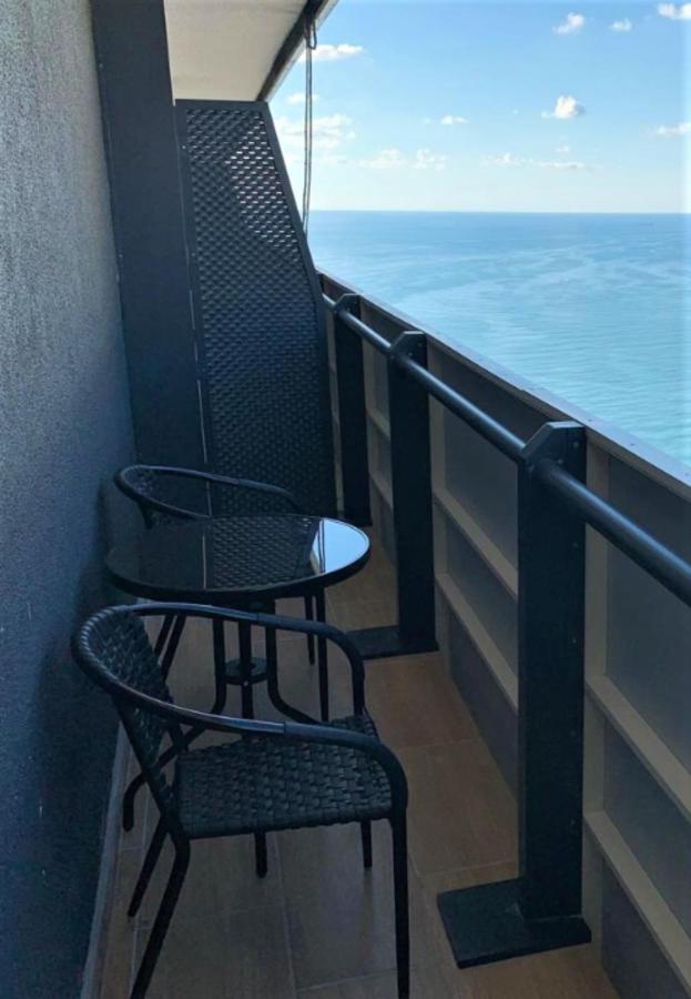 фото Come a Lot Aparthotel Batumi