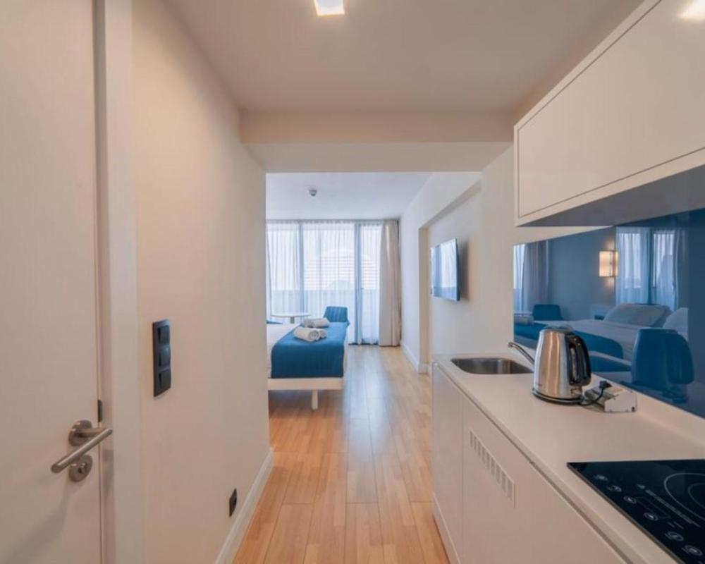 фото Come a Lot Aparthotel Batumi