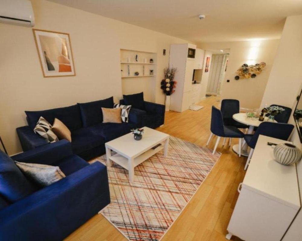 фото Come a Lot Aparthotel Batumi