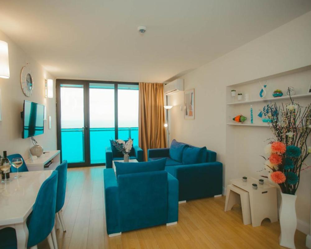 фото Come a Lot Aparthotel Batumi