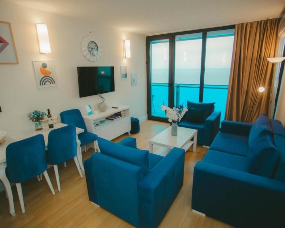 фото Come a Lot Aparthotel Batumi