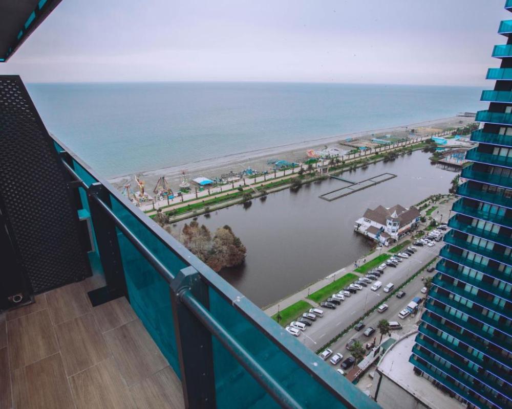 фото Come a Lot Aparthotel Batumi