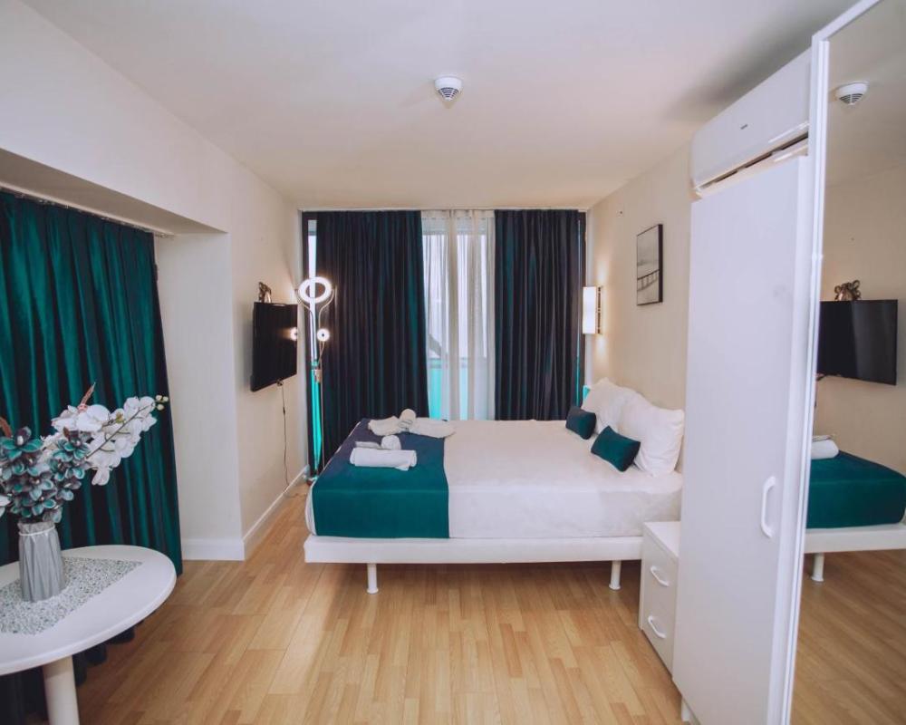 фото Come a Lot Aparthotel Batumi