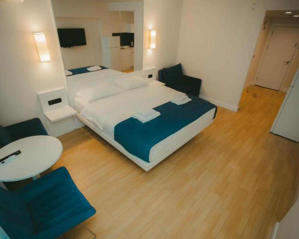 фото Come a Lot Aparthotel Batumi