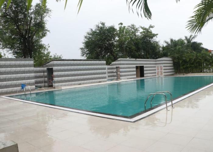 RAJ RESORT & BANQUETS