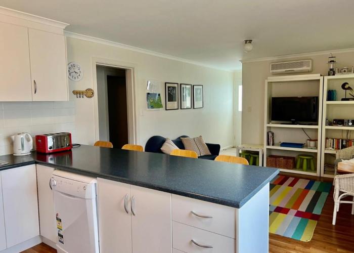 Clampetts Pet Friendly Close to Township