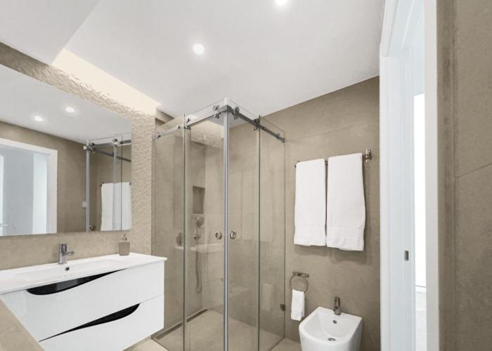 Sea Light Apartment Sesimbra. 2 bedrooms, 6 guests