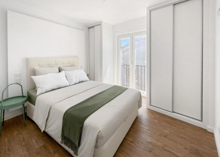 Sea Light Apartment Sesimbra. 2 bedrooms, 6 guests