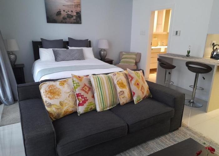 Studio 1101 iTower