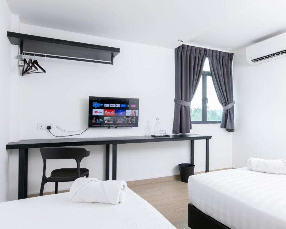 фото E Hotel