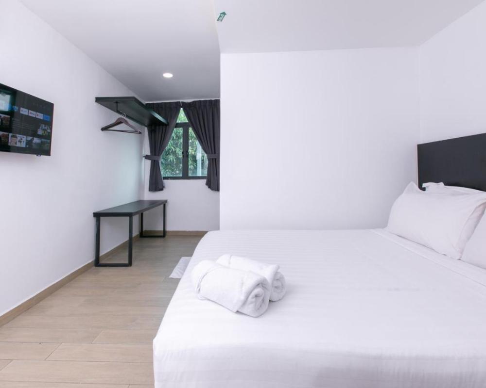 фото E Hotel