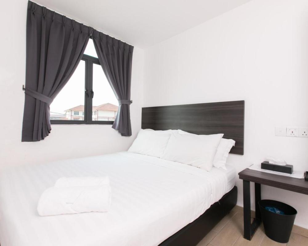 фото E Hotel