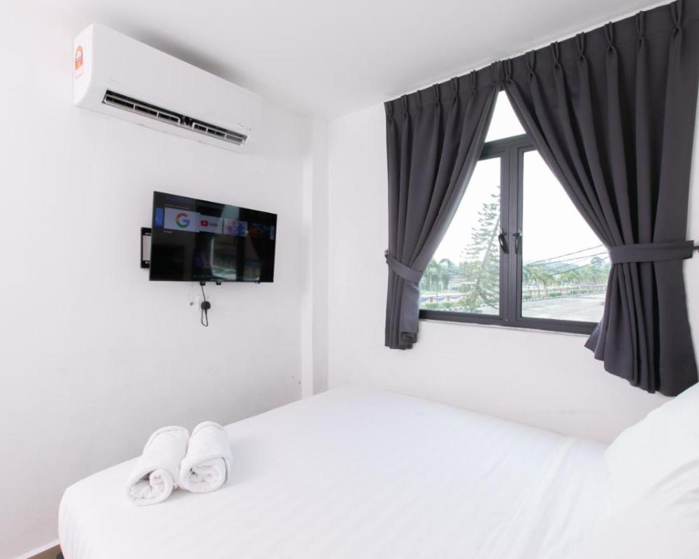 фото E Hotel