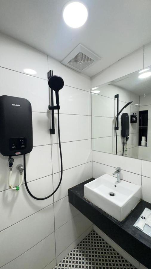 фото E Hotel