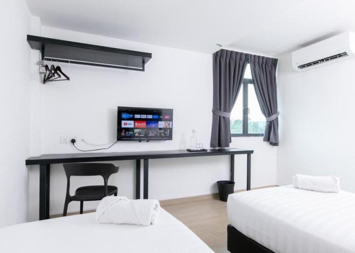 Hotel E Hotel
