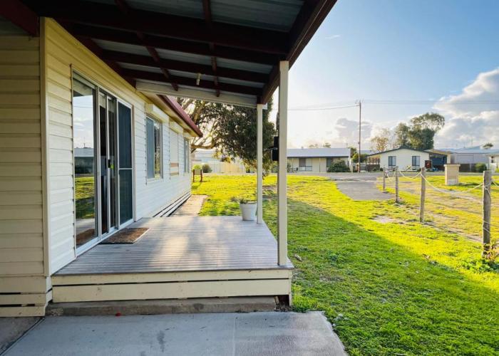 Teddy's Shack - Pet Friendly