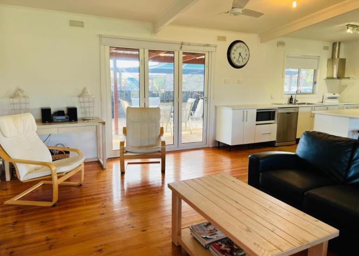 Teddy's Shack - Pet Friendly